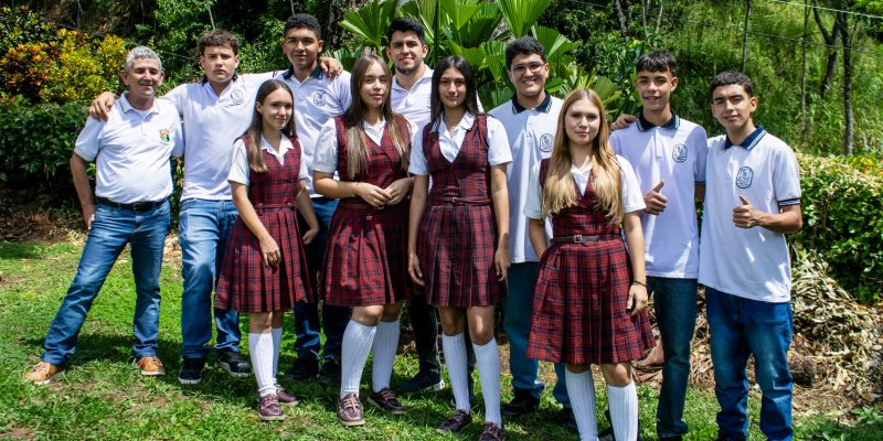 I.E. Colegio Cooperativo Alejandrino Restrepo (123)